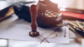 Czynności notarialne wyjazdowe: Notariusz przychodzi do Ciebie