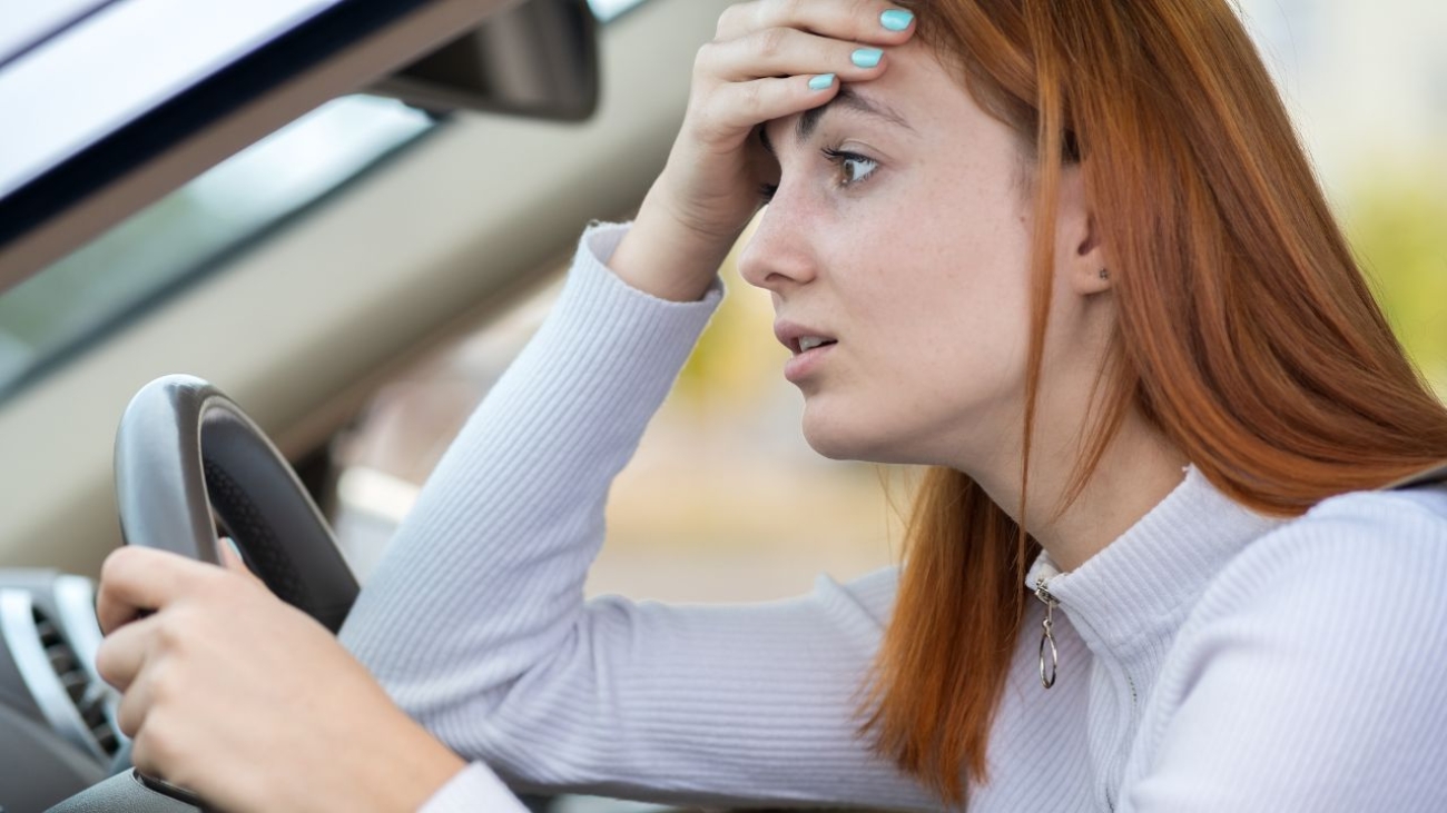 Psychologia za kierownicą: Jak radzić sobie ze stresem podczas jazdy