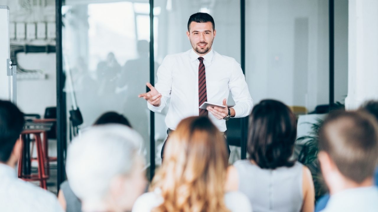 Rola specjalistycznych szkoleń dla Inspektorów Ochrony Danych (IOD) we współczesnych organizacjach