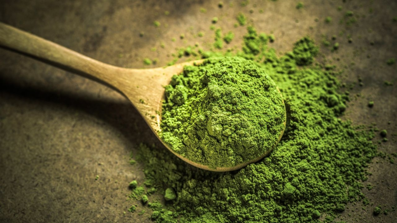 Odkryj wszystko, co powinieneś wiedzieć o matcha: jego pochodzenie, smaku i korzyściach dla zdrowia