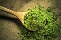 Odkryj wszystko, co powinieneś wiedzieć o matcha: jego pochodzenie, smaku i korzyściach dla zdrowia