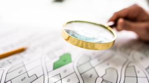 Jak znaleźć idealną działkę pod budowę domu w Warszawie