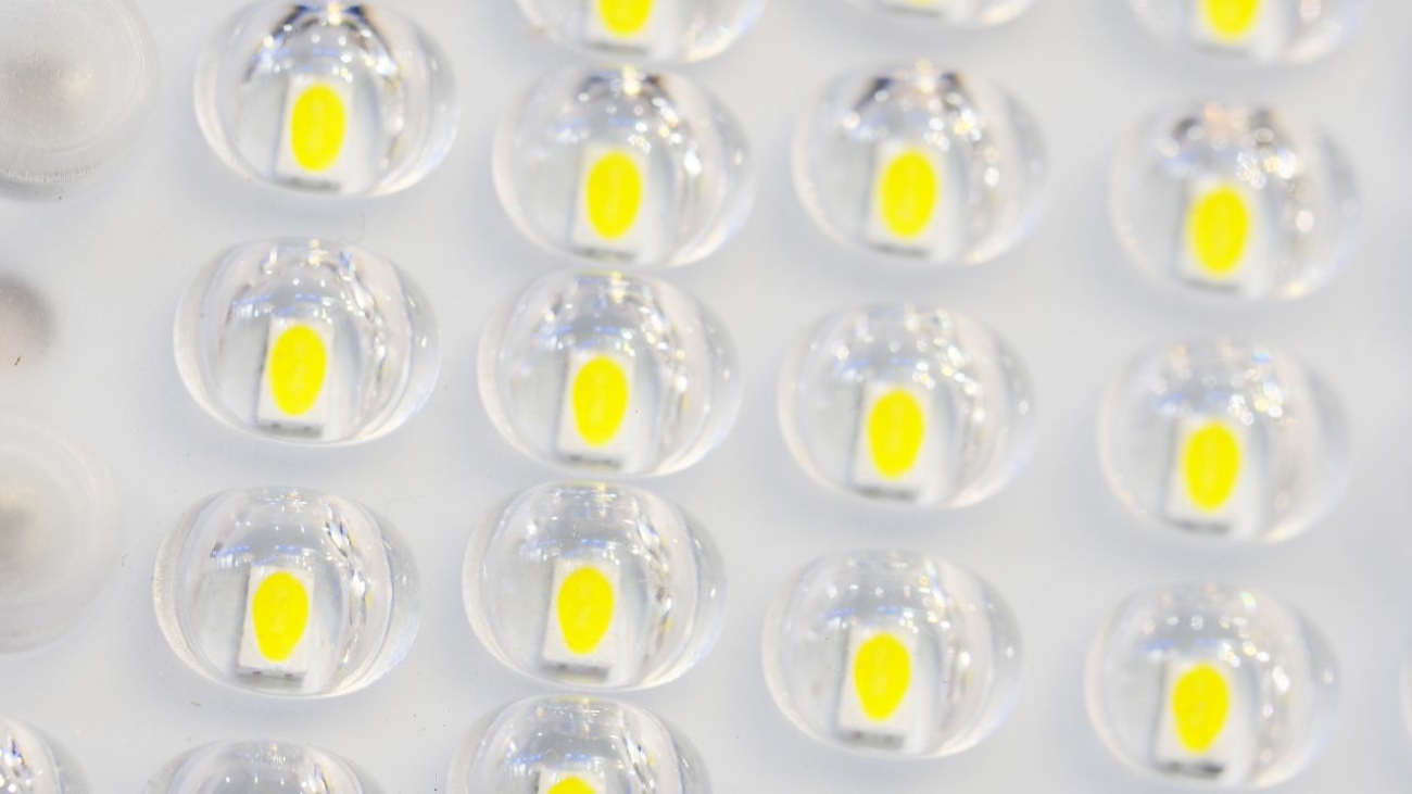 Badania i certyfikacje opraw oświetleniowych LED – dlaczego są tak ważne?