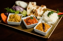 Odkryj smak Indii na Mokotowie: Przewodnik po restauracjach indyjskich