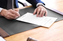 Sporządzanie umów spółek i umów handlowych przez notariusza - szybkość i bezpieczeństwo