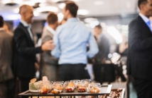 Top 5 zalet organizacji eventów firmowych na statku w Warszawie