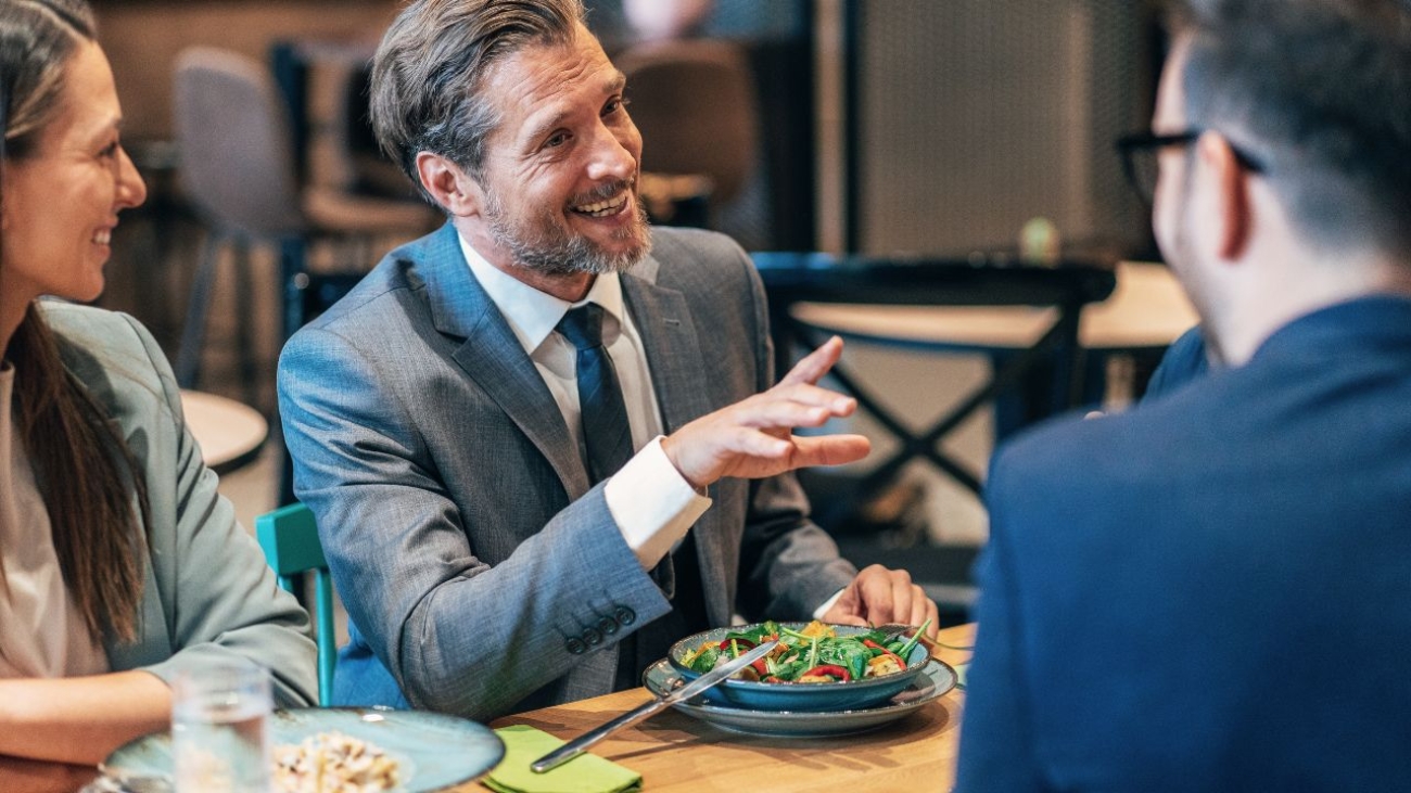 Kulinarny raj na Tarchominie – odkryj pyszne lunche w Warszawie