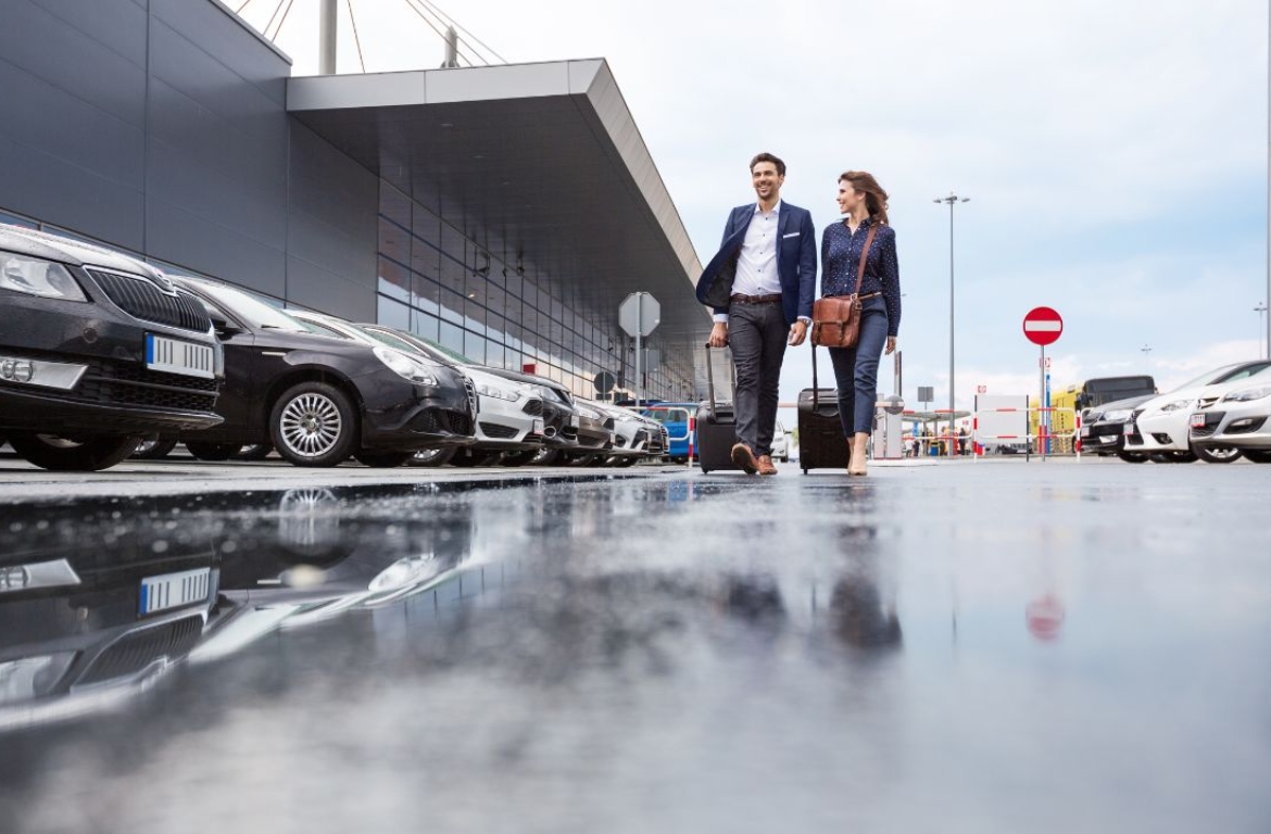 Parking Lotniskowy Okęcie - przy trasie S7: Komfort, bezpieczeństwo i wygoda