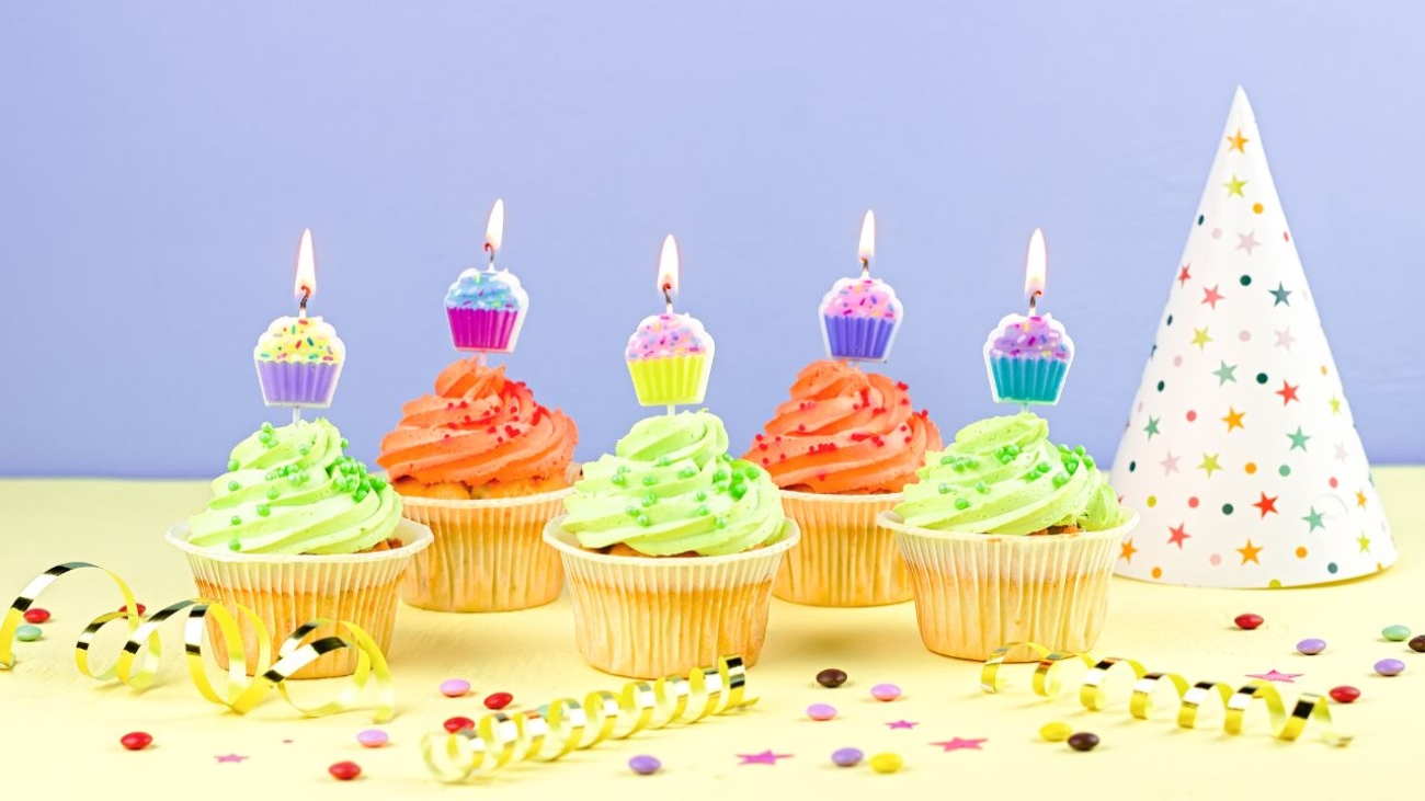 Twórz świetną atrakcję na urodziny Twojego dziecka z zaproszeniami urodzinowymi dla dzieci