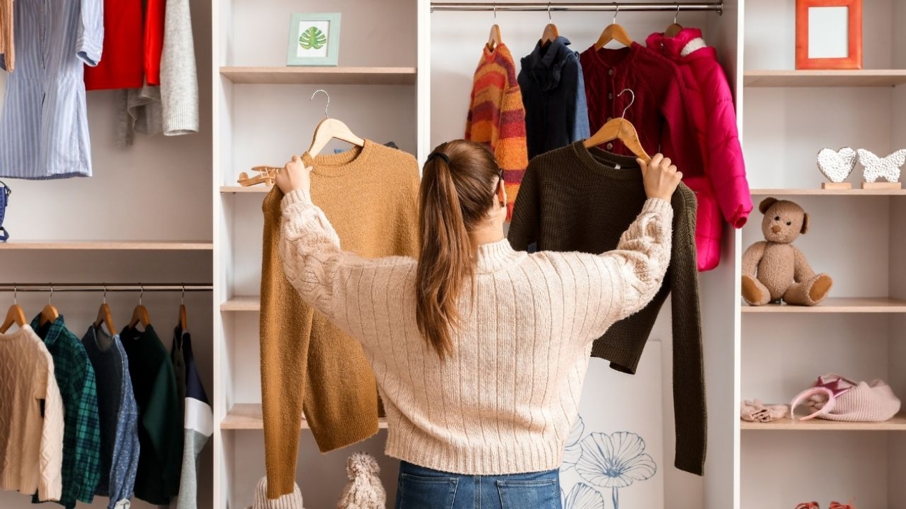 Transformacja wnętrza z meblami na wymiar do garderoby