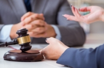 Procedura sądowa w sprawach frankowych: Krok po kroku przez proces