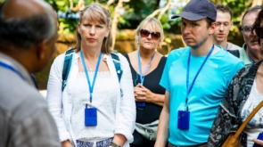 Jak działają systemy Tour Guide i dlaczego warto z nich korzystać?