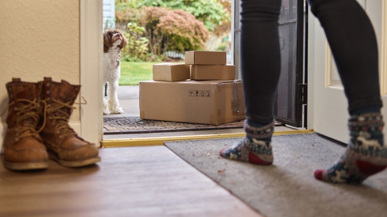 Wycieraczki tekstylne i aluminiowe – pierwsza linia obrony przed brudem