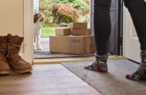 Wycieraczki tekstylne i aluminiowe – pierwsza linia obrony przed brudem