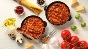 Odkryj tajemnice doskonałego ragù alla bolognese: receptura, techniki gotowania i kluczowe składniki