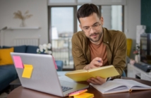 Szybkie sposoby na skuteczne zapamiętywanie polskich słów i zwrotów