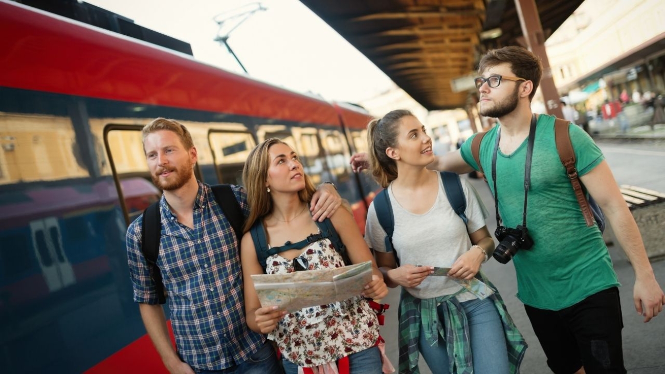 Nowe możliwości zwiedzania Warszawy – przewodnicy podkreślają zmiany wprowadzone przez Tour-Guide