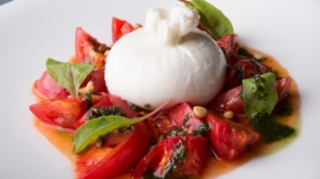 Rola certyfikatów „DOP” i innych na włoskich serach i pomidorach: wyjaśnienie i znaczenie