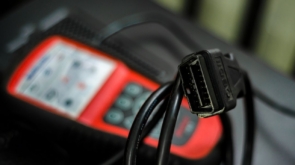 Diagnoskopy i oscyloskopy – kiedy technicy używają ich zamiast OBD