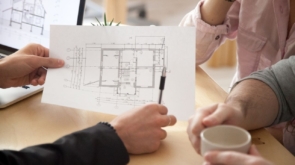 Jak konsultacja z architektem może wpłynąć na dobór podłogi?