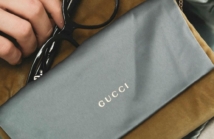 Dlaczego warto kupować używane produkty luksusowe – korzyści dla stylu i portfela