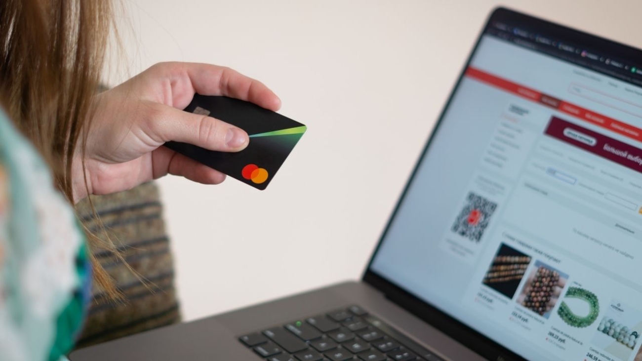 Zakupy używanych lub powystawowych produktów – co warto wiedzieć?