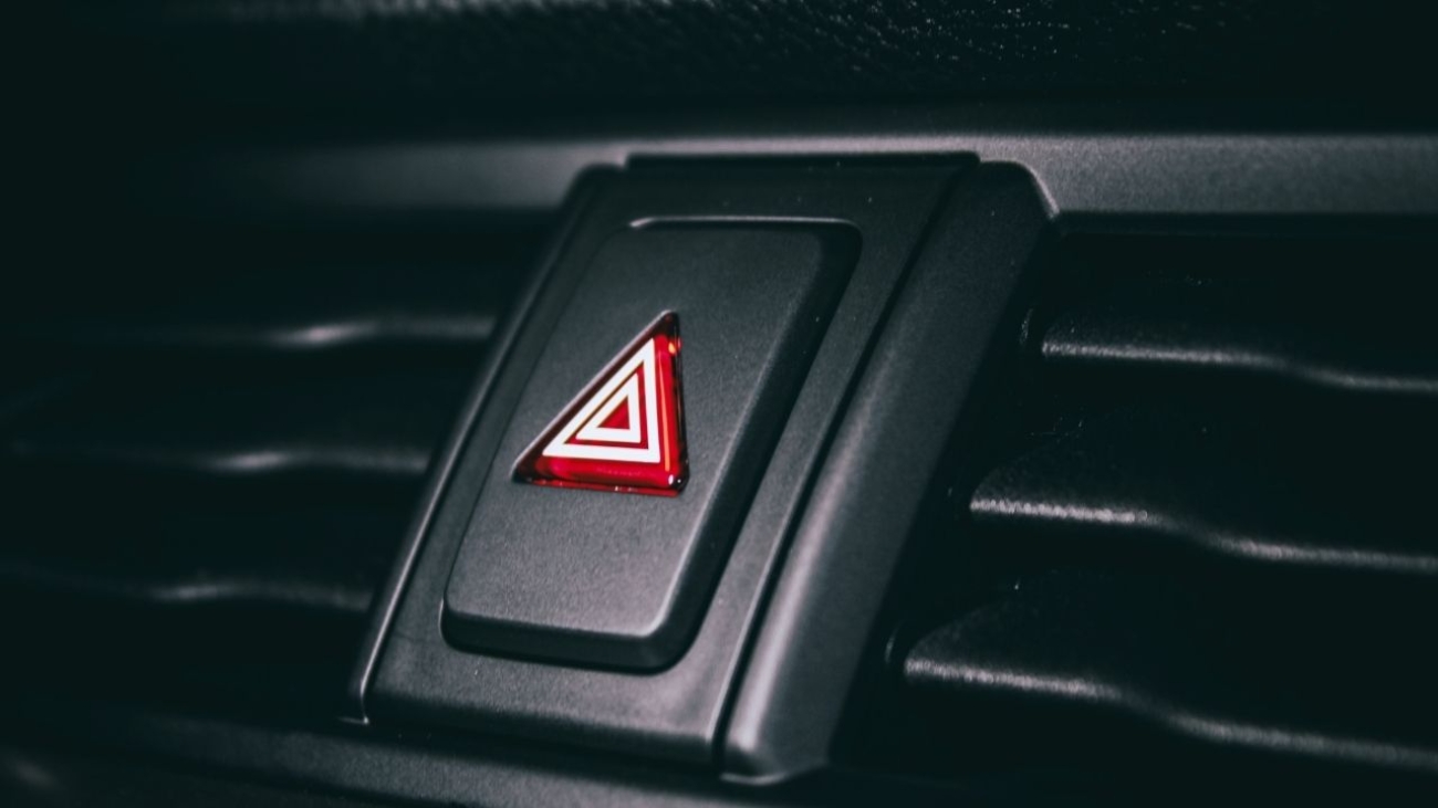 Dlaczego auto wchodzi w tryb awaryjny? Najczęstsze powody