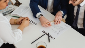 Logistyka kontraktowa: co to jest i dlaczego rośnie w e-commerce?