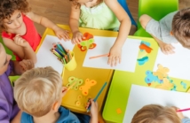 Zajęcia dodatkowe w przedszkolu – robotyka, joga, szachy i inne