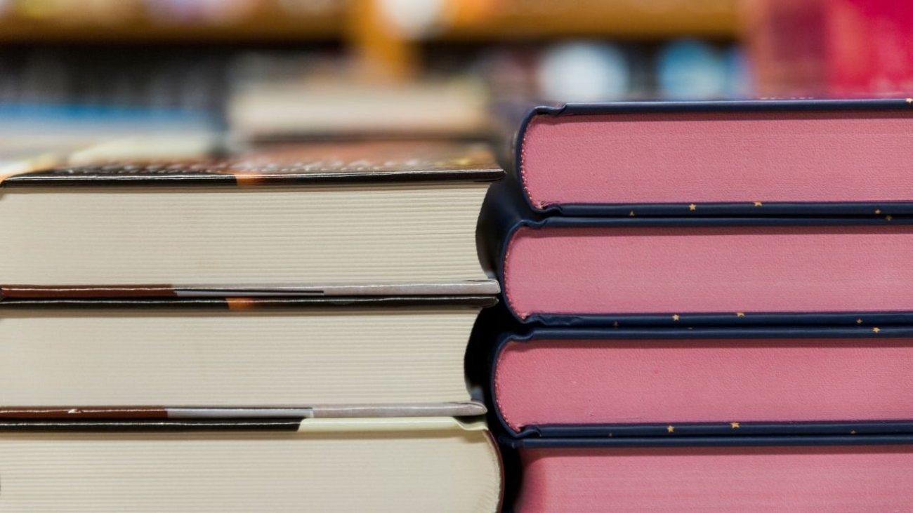 Oprawy książek – rodzaje i zastosowanie