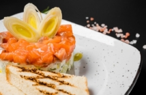 Jak podawać łososia na zimno