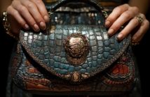 Jak rozpoznać oryginalną torebkę Gucci lub Louis Vuitton?