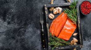 Łosoś wędzony w diecie keto i low carb