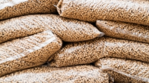 Pellet premium z certyfikatem ENplus A1 – czym się różni od zwykłego pelletu i gdzie go kupić?