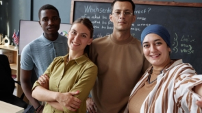Kurs polskiego w firmie - jak dopasować program do stanowisk i branży pracowników?